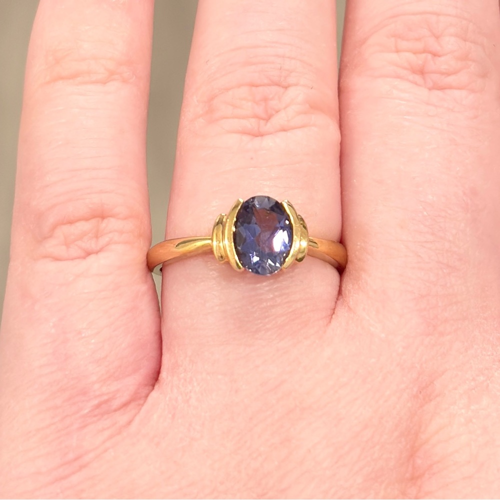 18K Iolite Ring, Natural Violet Oval Cut, Size 8.25, Yellow Gold, Solitaire - Picture 5 of 17